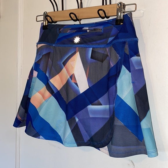 Athleta Electric Geo Sport Speed Skort - Picture 4 of 8